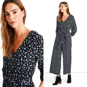 Madewell Ruffle-Sleeve Tie-Waist Jumpsuit Romper in Baby's Breath